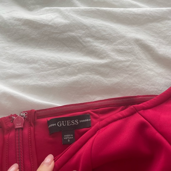 Guess Red Dress - Picture 2 of 2